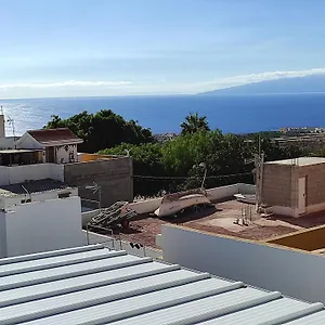 https://espectacular-casa-indenpendiente-costa-adeje-tenerife-sur.in-canary-islands.com